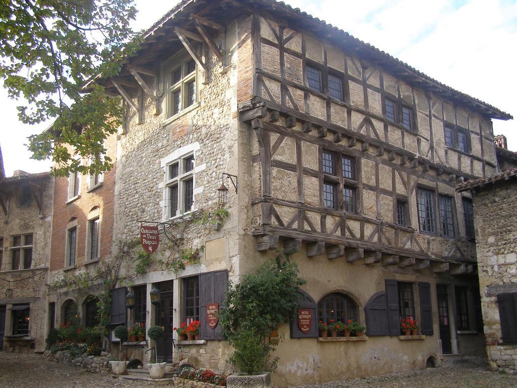 Logis Hotel Le Petit Casset 라부와세 외부 사진